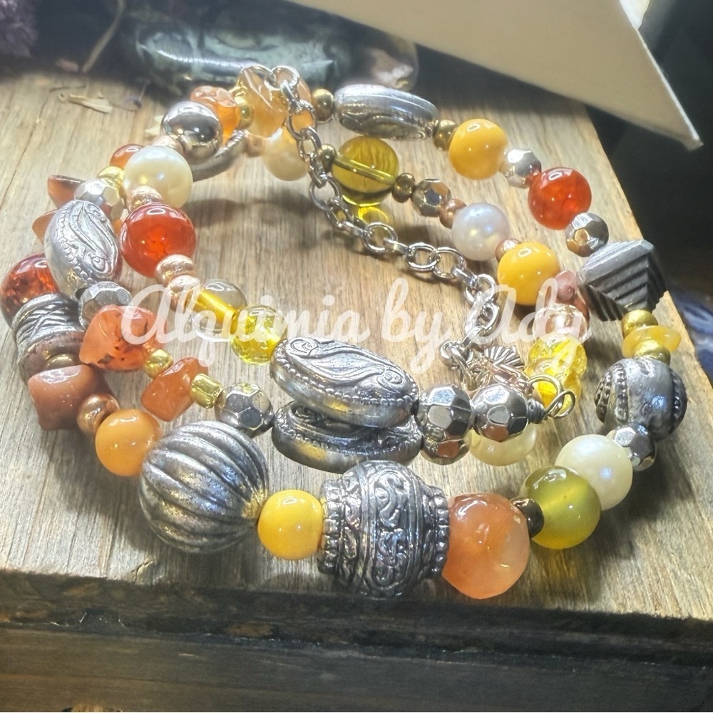 STATEMENT BRACELET + Carnelian and pearls layered silver bracelet